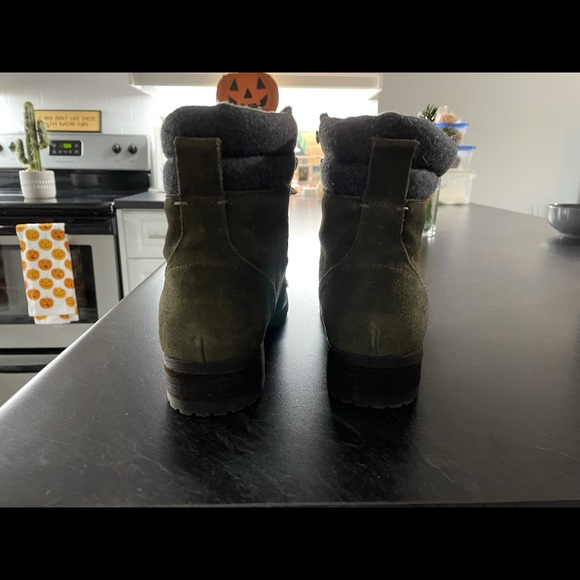 American Eagle Boots - Women’s 7.5 - Picture 3 of 4
